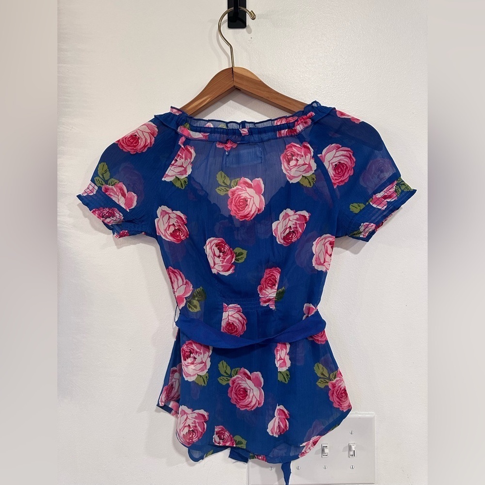Abercrombie & Fitch Y2K Sheer Floral Short Sleeve Blouse Ruffle Size XS - Picture 6 of 8